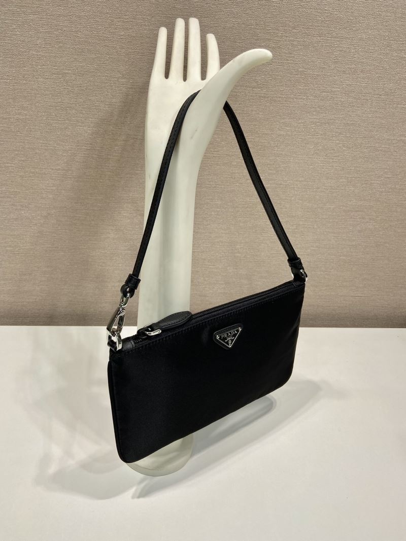 Pra*a hobo bags